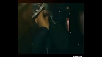 Masturbando a un clinte en el Metro